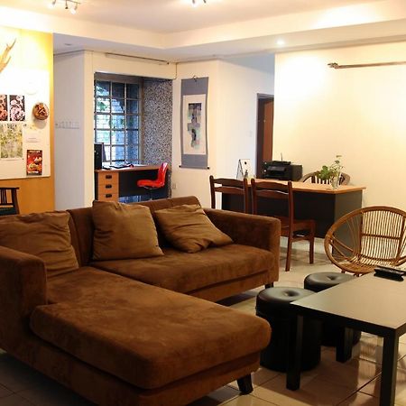 Morning Glory Guest House Kuching Buitenkant foto