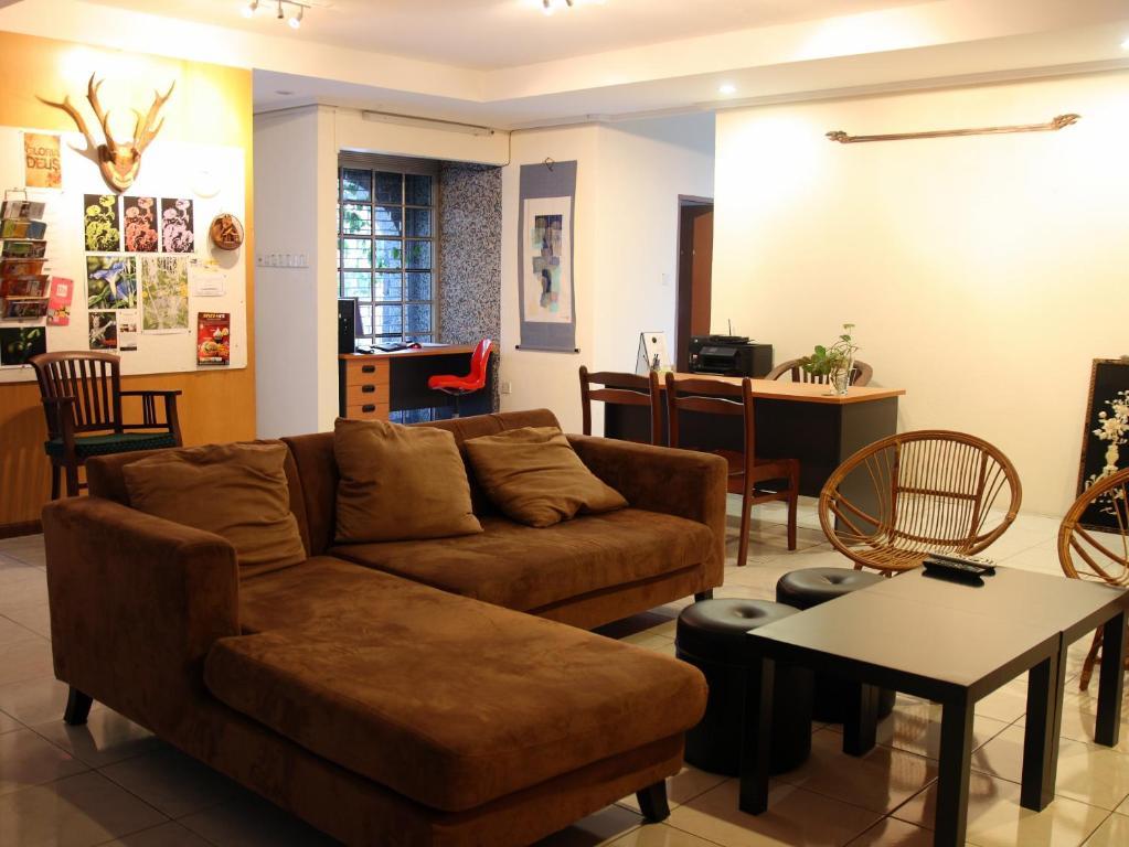 Morning Glory Guest House Kuching Buitenkant foto