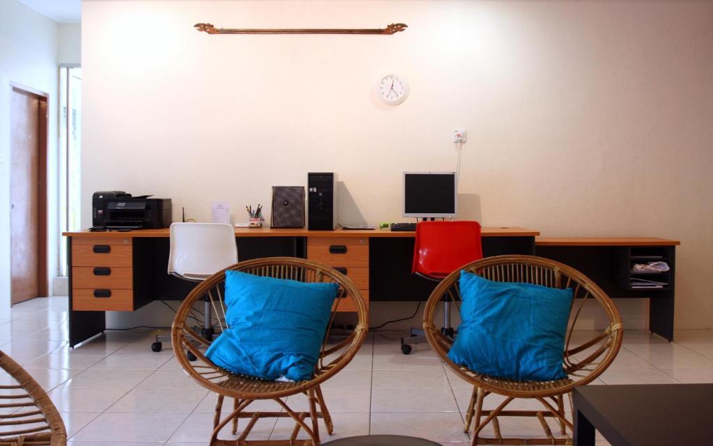 Morning Glory Guest House Kuching Buitenkant foto